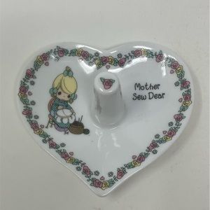 Vintage • Precious Moments Ring Holder